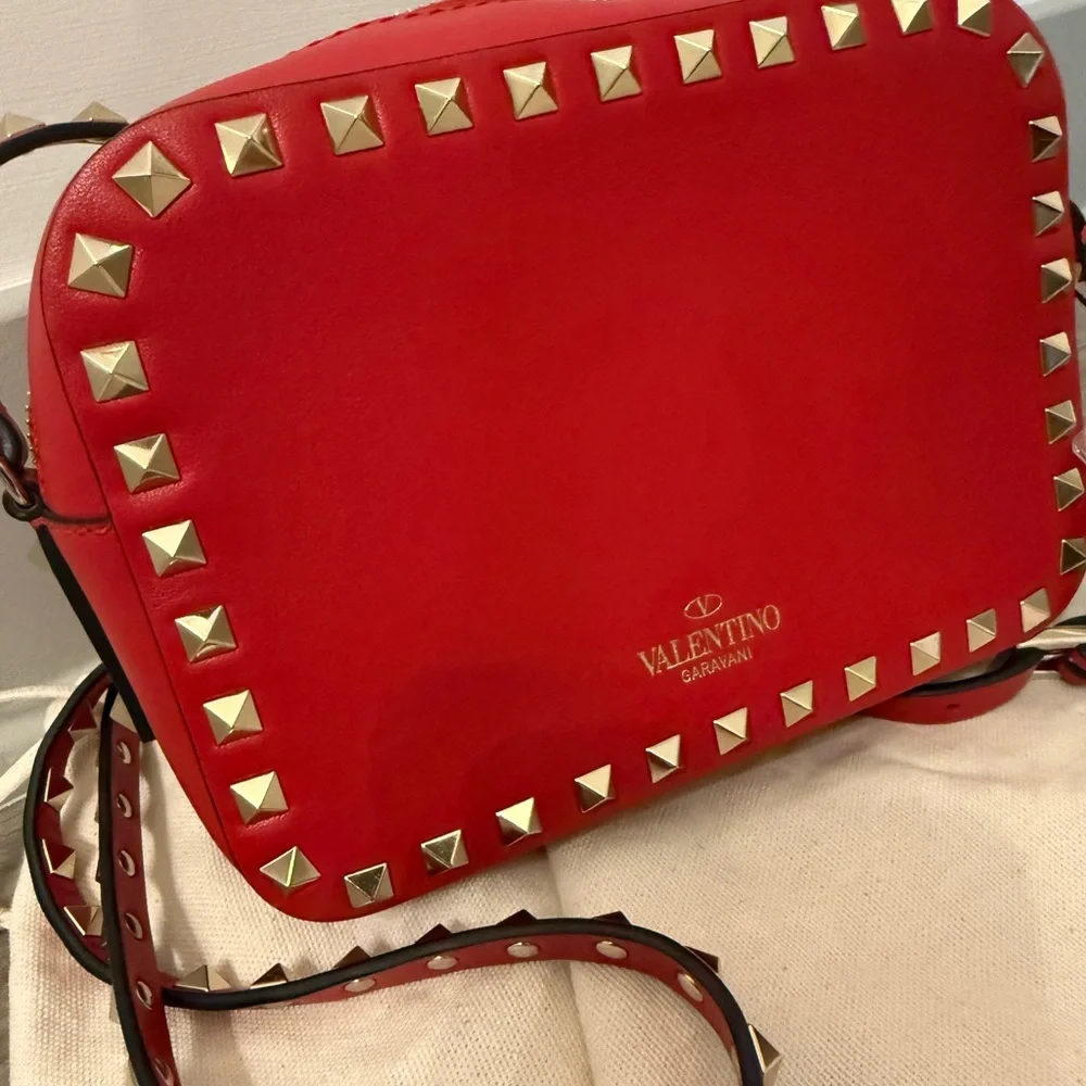 Valentino Red Rockstud Crossbody Bag - Picture 2 of 9